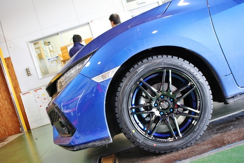FK7 シビック の スタッドレス は やっぱりスポーティに。 | 鈴鹿店